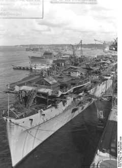 aircraft carrier Graf Zepplin, launching at Kiel