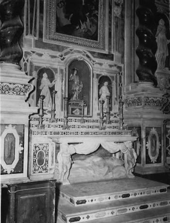 Il Duomo altar