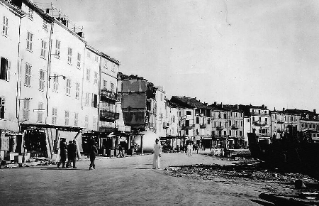 Toulon street scene